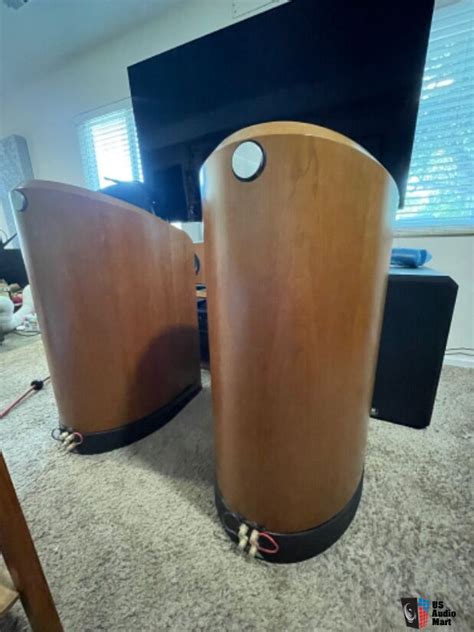 Bowers Wilkins Nautilus Audiophile Speakers In Natural Cherry