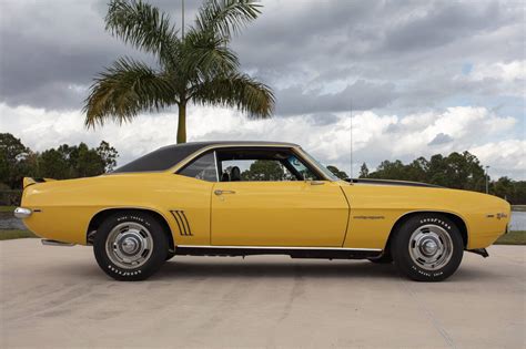 1969 Chevrolet Camaro Z28 RS X33 Cross Ram