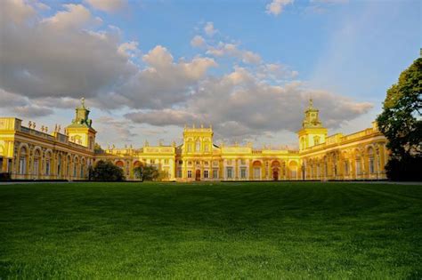 VARSÓVIA, A CAPITAL DA POLÔNIA | Varsóvia, Hotéis incríveis, Teotihuacan
