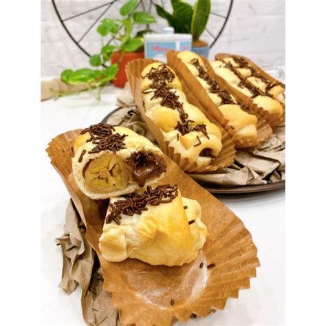 Jual Roti Manis Isi Pisang Coklat Shopee Indonesia