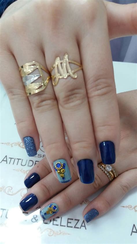 Pin de Camila Coelho em joias de unha Unhas decoradas Jóias de unhas