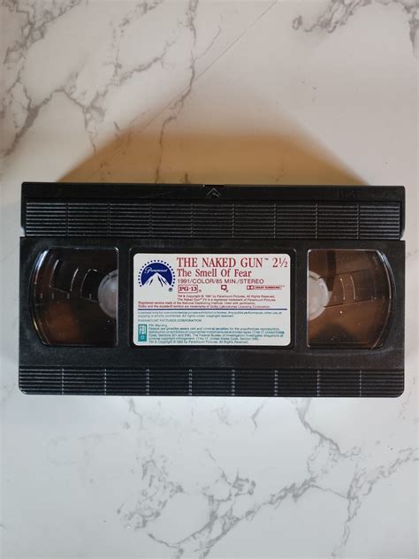 NAKED GUN 2 1 2 The Smell Of Fear VHS Tape COMPLETE TESTED SEE PHOTOS