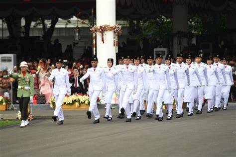 Foto Perbedaan Paskibra Dan Paskibraka