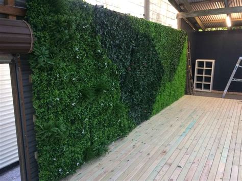 Real Vs Artificial Green Walls Why And What To Choose