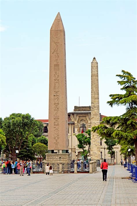 Obelisk of Thutmose III, Istanbul (Illustration) - World History ...