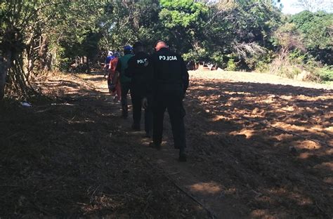 Polic A Nacional Retiene A Personas Por Violar Cuarentena Total En