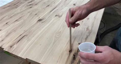 How To Fill Cracks In Wood With Epoxy