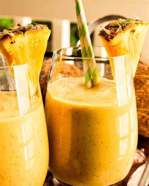 Tropical Pineapple Smoothie Recipe – MY EDIBLE FOOD