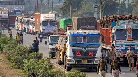 Centres Meet Shortly Amid Truckers Protest Against New Hit And Run