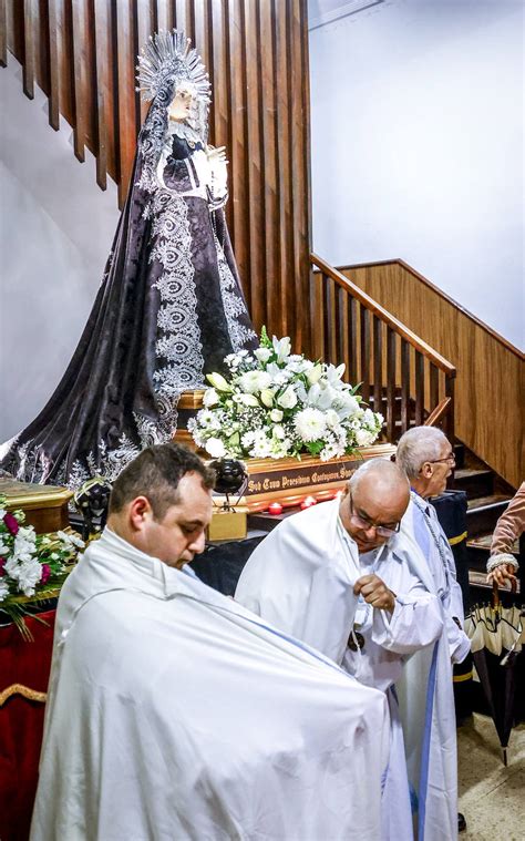 Semana Santa 2024 En imágenes La lluvia obliga a suspender en Vitoria