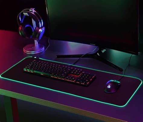 Revue du tapis de souris gamer AUKEY KM P6 avec éclairage RGB