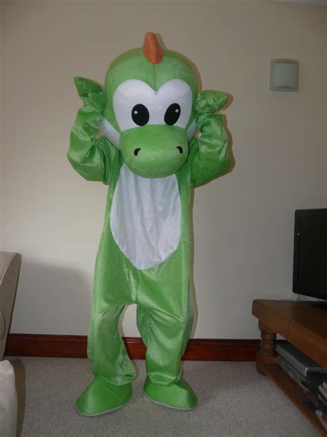 My Yoshi Costume by MamaCrocodile on DeviantArt