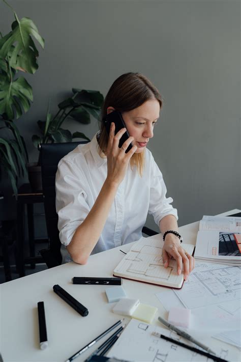 26,850+ Best Free Phone call Stock Photos & Images · 100% Royalty-Free ...