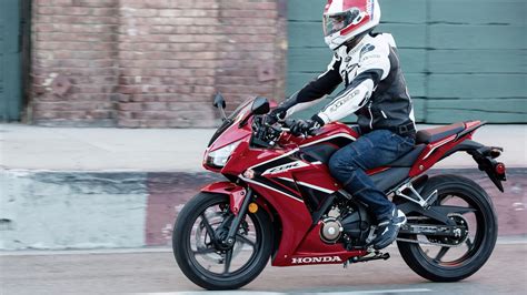 10 Reasons Why The Honda CBR300R Is The Best Entry-Level Sports Bike