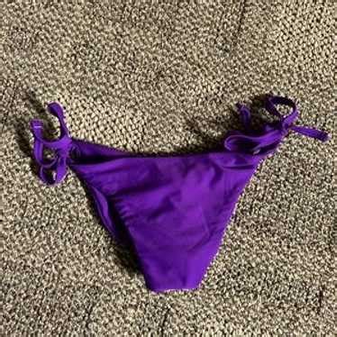 Fused Hawaii Aloha Bikini Bottom Gem