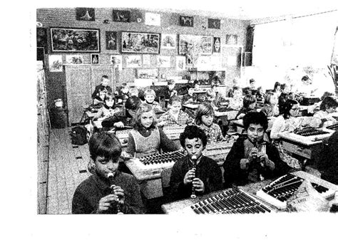 Photo De Classe Cm1 De 1976 Saint Nicholas Copains D Avant