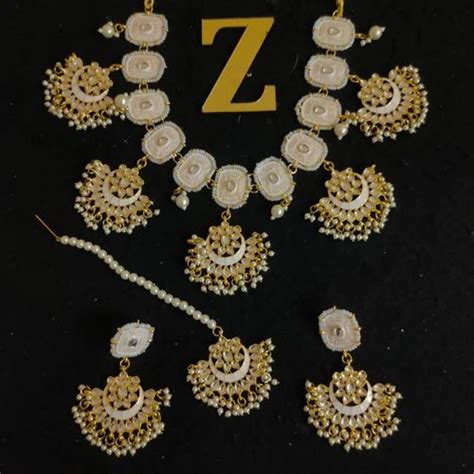 Zevar I Kundan Studded Meenakari Necklace Set At Rs 1100 00 Kundan