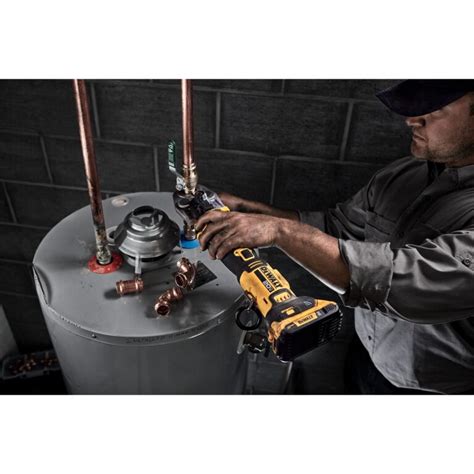 Dewalt Introduces Compact Press Tool Hpac Magazinehpac Magazine