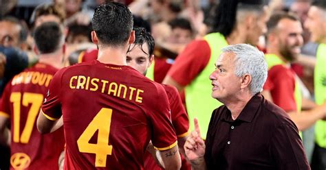 Serie A AS Roma Win Mourinhos 1 000th Match As Manager Ibrahimovic