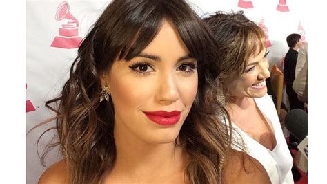 Lali Espósito Deslumbró Con Su Look En Los Grammy Latinos 2015