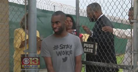 Deray Mckesson Back In Baltimore After Baton Rouge Arrest Cbs Baltimore