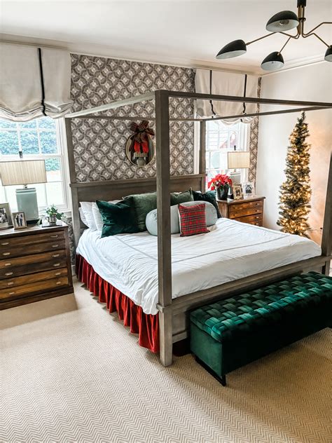 A Very Merry Classic Christmas Bedroom Southern State Of Mind Blog By