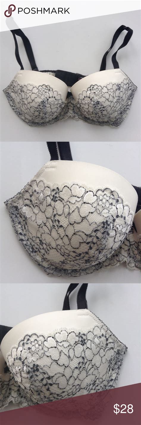 Victorias Secret Ivory Bra With Black Lace Black Lace Lace Bra