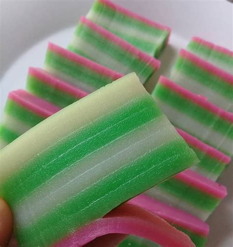 Cara Membuat Kue Lapis Warna Warni Ide Perpaduan Warna