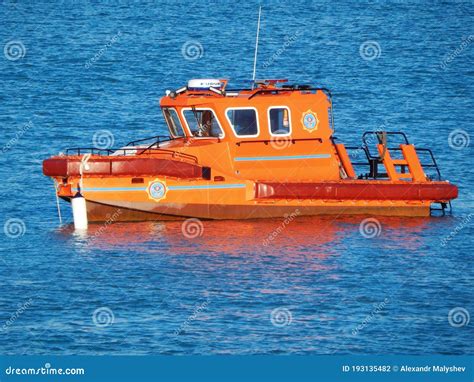 19951 Boat Search Rescue Stock Photos Free And Royalty Free Stock