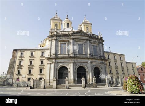 Real Basilica De San Francisco El Grande Stock Photo Alamy