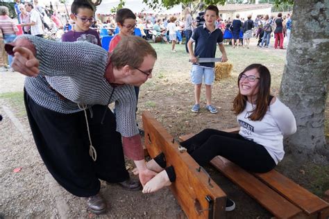 Pin By Gordon Gordon On Renfaire Barefoot Girls Tickled Girl