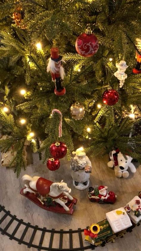christmas aesthetic | Christmas decorations, Christmas, Vintage christmas