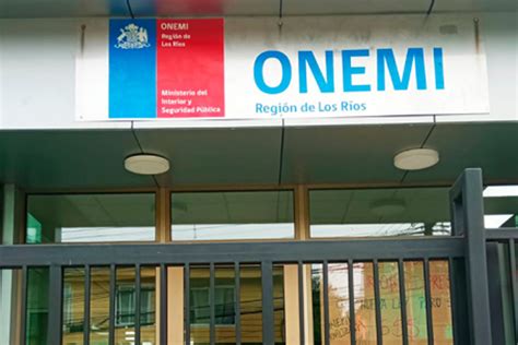 Los Ríos Funcionarios de ONEMI deponen paro tras llegar a acuerdo con