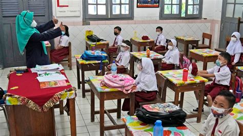 Pro Dan Kontra Pembelajaran Tatap Muka Di Sekolah Terpapar COVID Vs