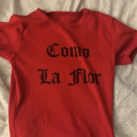 Cómo la flor Selena Quintanilla shirt - Depop