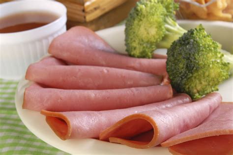 Watch Out For The Sodium Nitrate Content In Your Lunch Meat