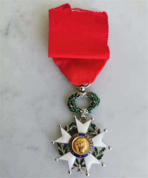 MEDAILLE CHEVALIER DE L Ordre De La LEGION D HONNEUR Decoration Medal