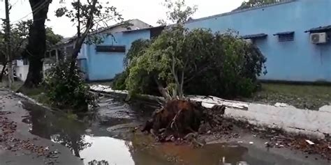 Tornado Pode Ter Sido A Causa Do Forte Temporal Na Zona Oeste Dizem