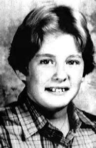 Families of 1982 chicago tylenol murders victims demand answers 14