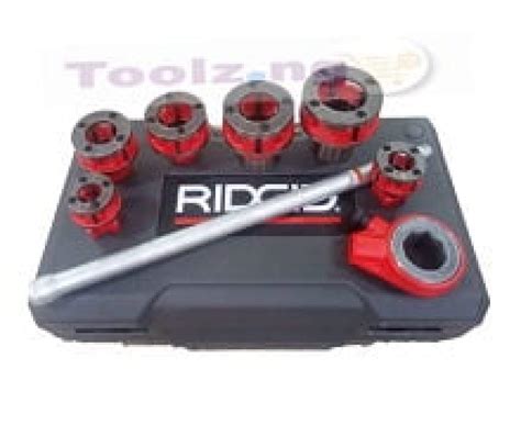 RIDGID 13088 11R 1 2 2BSPT ENCLOSED RATCHET THREADER SET