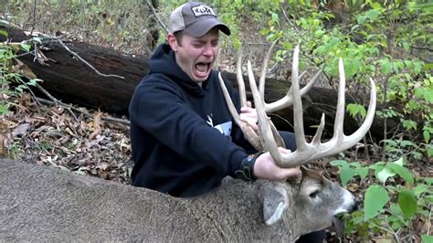 Must Watch Deer Hunts To Get You Fired Up Youtube