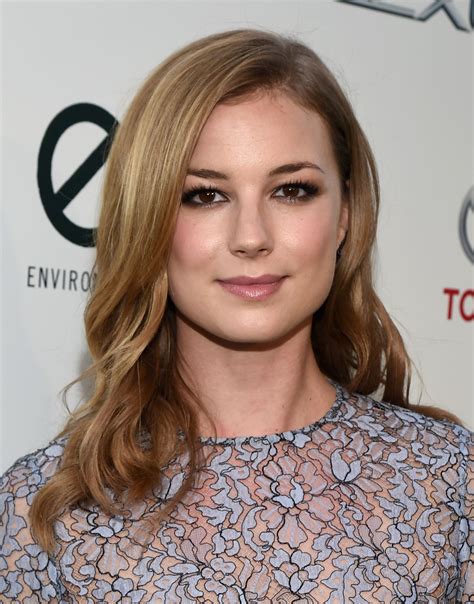 Emily Vancamp At Environmental Media Awards In Burbank Hawtcelebs