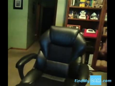 Beautiful Blonde Slut Puts Pencils In Pussy