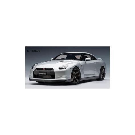 Autoart Nissan Skyline Gtr R Premium Edition