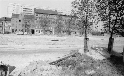 DDR Bildarchiv Berlin Baustelle zum Neubau der Straße Alt