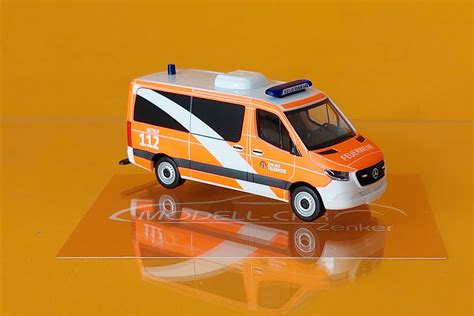 Herpa 097819 MB Sprinter 18 Bus FD Berliner Feuerwehr 1 87