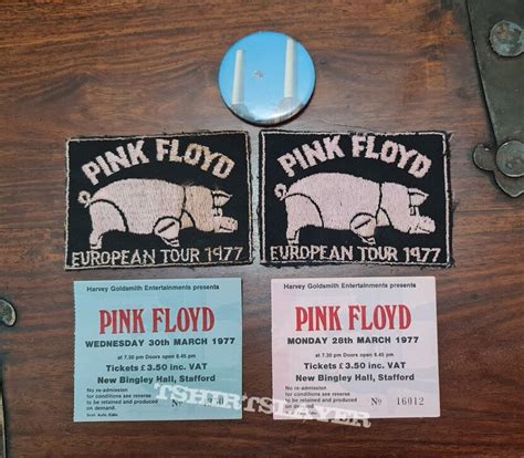 Pink Floyd - Animals - 1977 European Tour | TShirtSlayer TShirt and ...