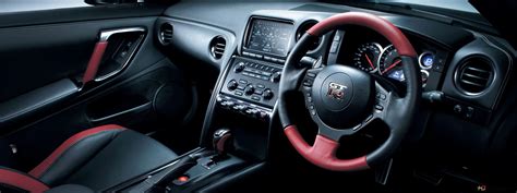 Nissan skyline gt-r r 35 interior 4K wallpaper download