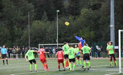 Football R Gional Jura Lacs D Fie Le Leader Champagnole Bresse