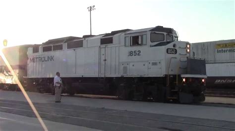 Metrolink 852 Leads Train 860 at San Bernardino - YouTube